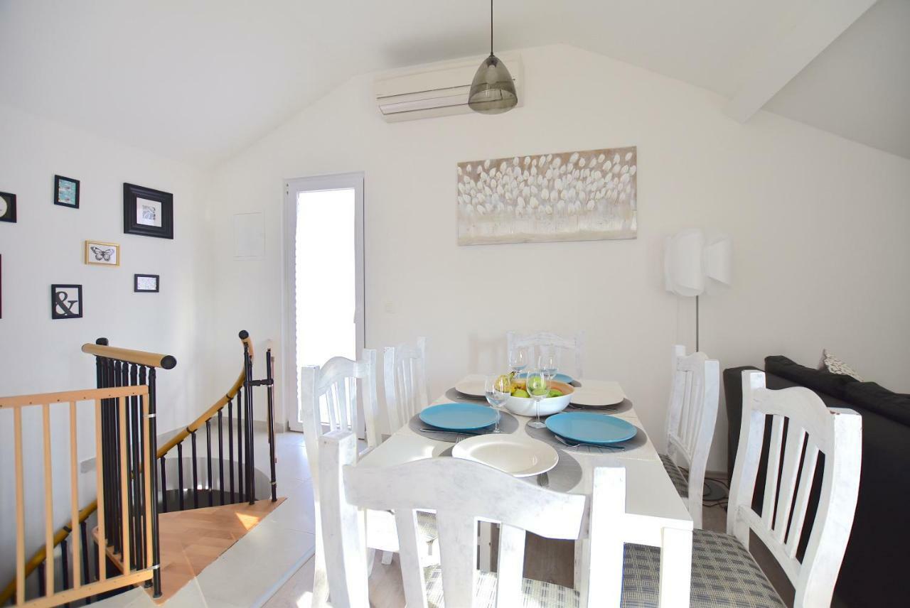 Apartments Sea & Sky Stari Grad  Exterior photo